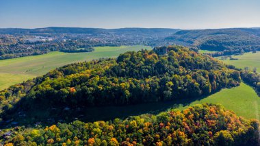 Sonbahar ışığında Meiningen yakınlarındaki Landsberg Şatosu - Thüringen
