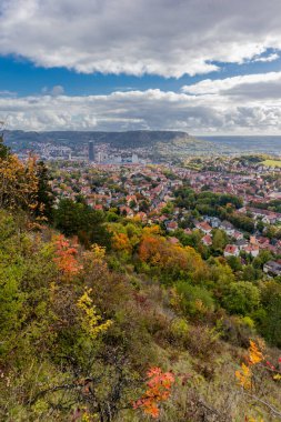 Jena-Thuringia 'daki Saale Horizontale boyunca rahat sonbahar yürüyüşü