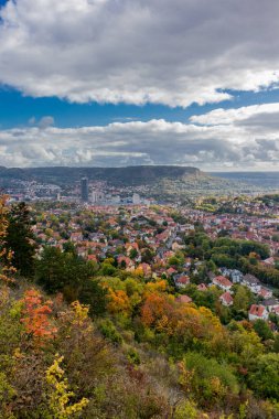 Jena-Thuringia 'daki Saale Horizontale boyunca rahat sonbahar yürüyüşü