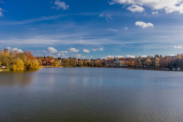 Jesienna Wycieczka Jeziorze Burgsee Pięknym Bad Salzungen Turyngia — Zdjęcie stockowe