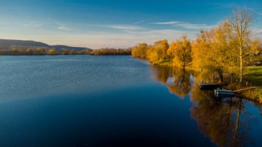 Güzel Werratal boyunca sonbahar gezisi. - Breitungen.