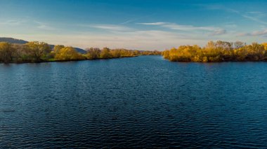 Güzel Werratal boyunca sonbahar gezisi. - Breitungen.