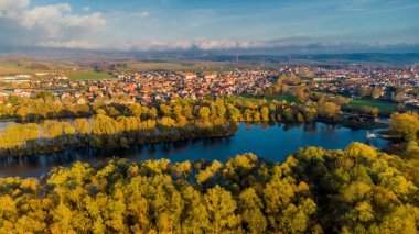 Güzel Werratal boyunca sonbahar gezisi. - Breitungen.
