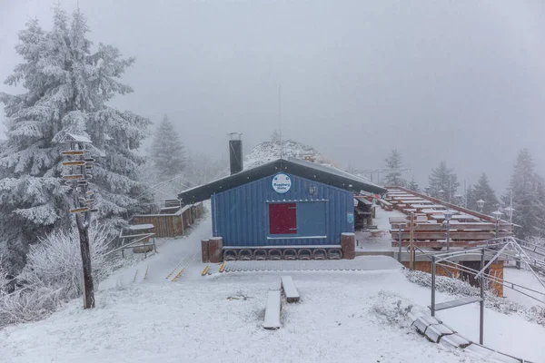 Зимовий Похід Рупбергу Через Сніжний Тюринзький Ліс Тюрингія — стокове фото