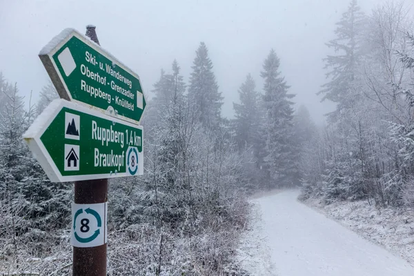 Winterwandeling Ruppberg Door Het Besneeuwde Thüringer Woud Thüringen — Stockfoto