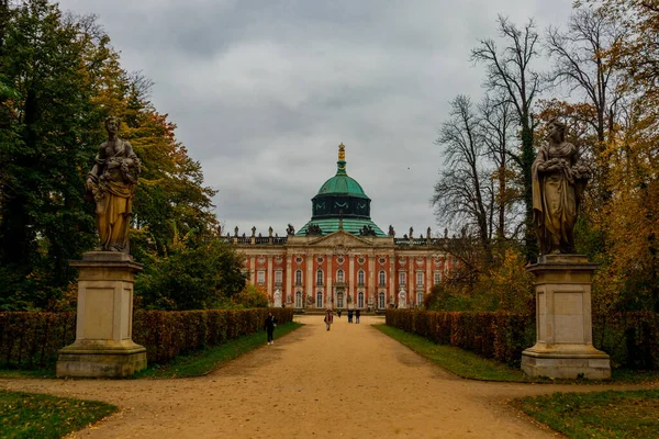 Visita Hermoso Parque Del Palacio Sanssouci Las Puertas Potsdam Brandenburgo — Foto de Stock