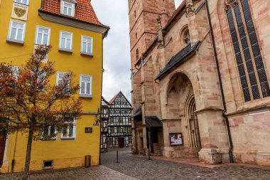 Schmalkalden 'in güzel, yarı keresteli kasabasında bir kış günü- Thüringen