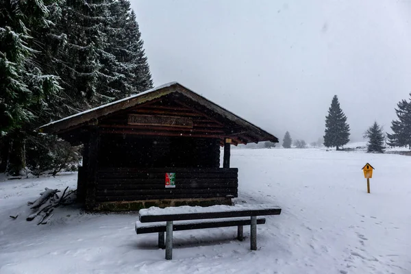 Piękny Zimowy Krajobraz Wysokościach Lasu Turyngii Pobliżu Floh Seligenthal Turyngia — Zdjęcie stockowe