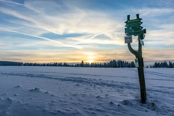 Primer Paseo Invierno Largo Del Rennsteig Puesta Sol Más Hermosa — Foto de Stock