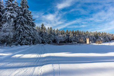 Rennsteig boyunca Almanya 'nın en güzel Kış Diyarı' nda bir kış yürüyüşü daha.