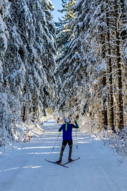 Rennsteig boyunca Almanya 'nın en güzel Kış Diyarı' nda bir kış yürüyüşü daha.
