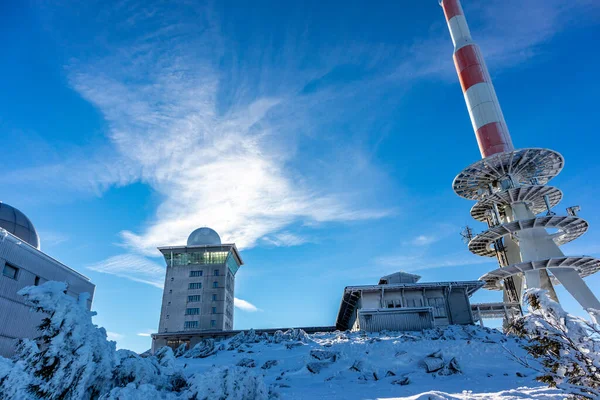 Estrada Bela Paisagem Inverno Através Das Belas Montanhas Harz Brocken — Fotografia de Stock