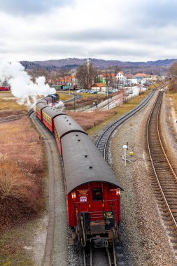 Harz Dağları 'nın kapılarındaki güzel Wernigerode kasabasını keşfetmek - Saksonya-Anhalt - Almanya