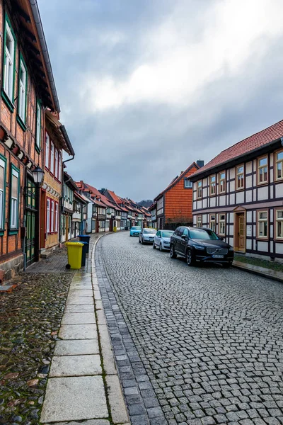 Harz Dağları 'nın kapılarındaki güzel Wernigerode kasabasını keşfetmek - Saksonya-Anhalt - Almanya