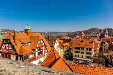 Baden-Wrttemberg, Almanya 'nın Neckar kentindeki Tbingen Üniversitesi' nde bahar keşfi turu