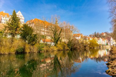 Baden-Wrttemberg, Almanya 'nın Neckar kentindeki Tbingen Üniversitesi' nde bahar keşfi turu