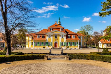 Uzak Doğu 'ya yapılan keşif yolculuğu Kötü Langensalza' nın Japon Bahçesi - Thüringen - Almanya