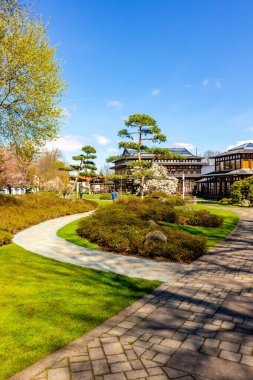 Uzak Doğu 'ya yapılan keşif yolculuğu Kötü Langensalza' nın Japon Bahçesi - Thüringen - Almanya