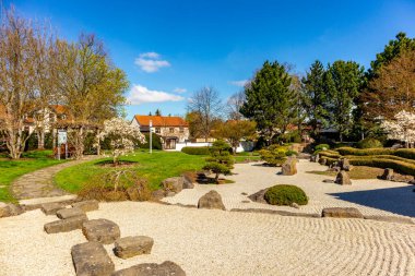 Uzak Doğu 'ya yapılan keşif yolculuğu Kötü Langensalza' nın Japon Bahçesi - Thüringen - Almanya