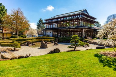 Uzak Doğu 'ya yapılan keşif yolculuğu Kötü Langensalza' nın Japon Bahçesi - Thüringen - Almanya