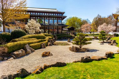 Uzak Doğu 'ya yapılan keşif yolculuğu Kötü Langensalza' nın Japon Bahçesi - Thüringen - Almanya