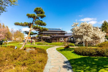Uzak Doğu 'ya yapılan keşif yolculuğu Kötü Langensalza' nın Japon Bahçesi - Thüringen - Almanya
