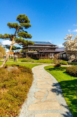 Uzak Doğu 'ya yapılan keşif yolculuğu Kötü Langensalza' nın Japon Bahçesi - Thüringen - Almanya