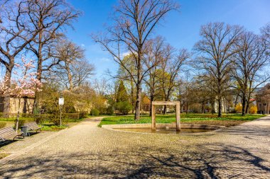 Uzak Doğu 'ya yapılan keşif yolculuğu Kötü Langensalza' nın Japon Bahçesi - Thüringen - Almanya