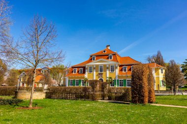 Uzak Doğu 'ya yapılan keşif yolculuğu Kötü Langensalza' nın Japon Bahçesi - Thüringen - Almanya