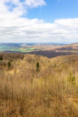 Thüringen 'in güneyindeki Rmhild yakınlarındaki Gleichberge' e yürüyüş - Almanya