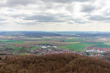 Thüringen 'in güneyindeki Rmhild yakınlarındaki Gleichberge' e yürüyüş - Almanya