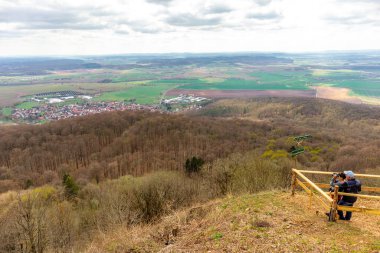 Thüringen 'in güneyindeki Rmhild yakınlarındaki Gleichberge' e yürüyüş - Almanya