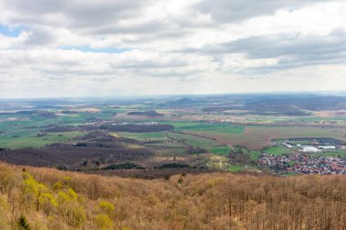 Thüringen 'in güneyindeki Rmhild yakınlarındaki Gleichberge' e yürüyüş - Almanya