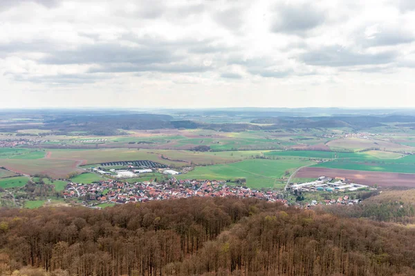 Thüringen 'in güneyindeki Rmhild yakınlarındaki Gleichberge' e yürüyüş - Almanya