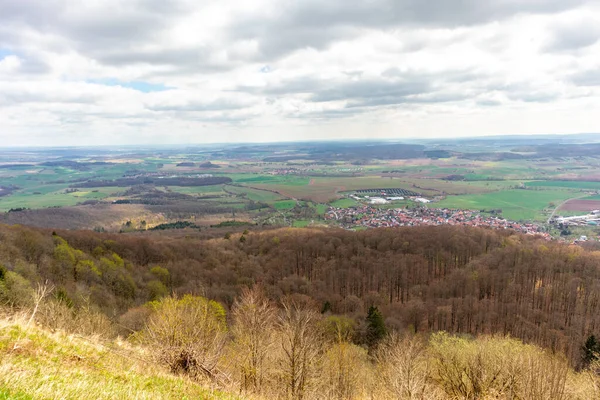 Thüringen 'in güneyindeki Rmhild yakınlarındaki Gleichberge' e yürüyüş - Almanya