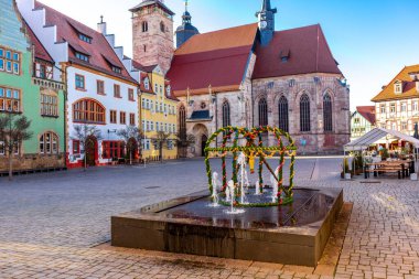 Paskalya 'da eski Schmalkalden kasabasında dolaş - Thüringen - Almanya