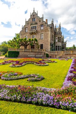 Bad Liebenstein - Thuringia - Almanya yakınlarındaki Altenstein 'daki güzel parkta yaz yürüyüşü.