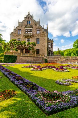 Bad Liebenstein - Thuringia - Almanya yakınlarındaki Altenstein 'daki güzel parkta yaz yürüyüşü.