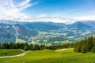 Berchtesgaden Alp etekleri boyunca güzel bir keşif turu Jenner - Bavyera - Almanya