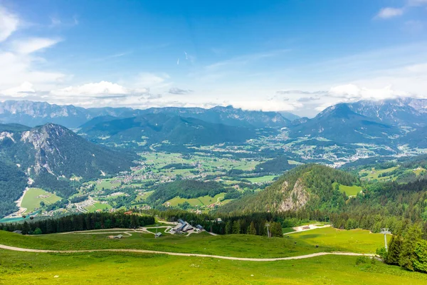 Berchtesgaden Alp etekleri boyunca güzel bir keşif turu Jenner - Bavyera - Almanya