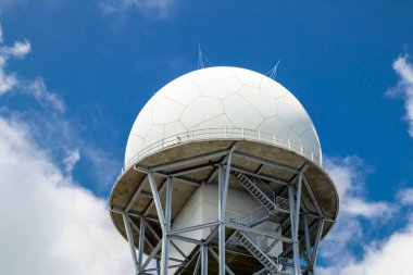 Vojak 'taki Ucka Dağı' nın zirvesine - Primorje-Gorski - Hırvatistan