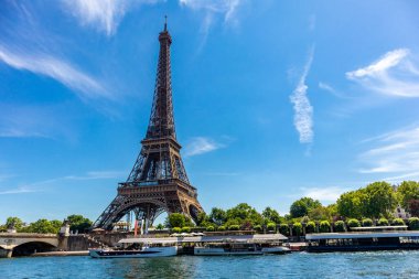 Exploring the beautiful capital of France - Paris - le-de-France - France