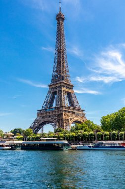 Exploring the beautiful capital of France - Paris - le-de-France - France