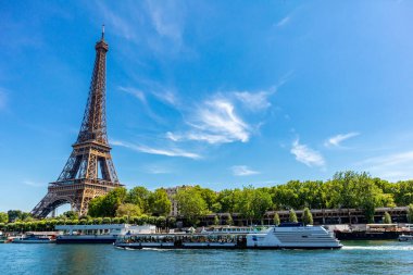 Exploring the beautiful capital of France - Paris - le-de-France - France