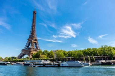 Exploring the beautiful capital of France - Paris - le-de-France - France