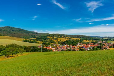 Schmalkalden 'in güzel doğasında yaz yürüyüşü - Thüringen - Almanya