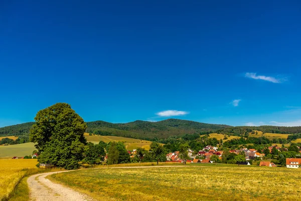 夏天漫步在德国图林根Schmalkalden美丽的大自然中 — 图库照片