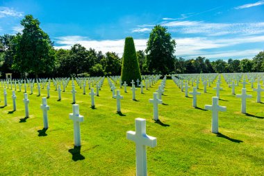 Omaha sahilinde sahil yürüyüşü Colleville-sur-Mer ve Saint-Laurent-sur-Mer - Normandiya - Fransa