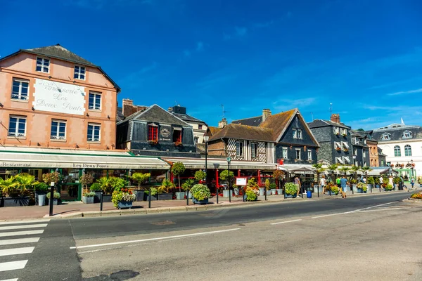 Small Discovery Tour Beautiful Harbour Town Honfleur Havre Normandy France — Stockfoto