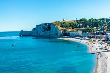 Beach walk on the beautiful alabaster coast near tretat - Normandy - France